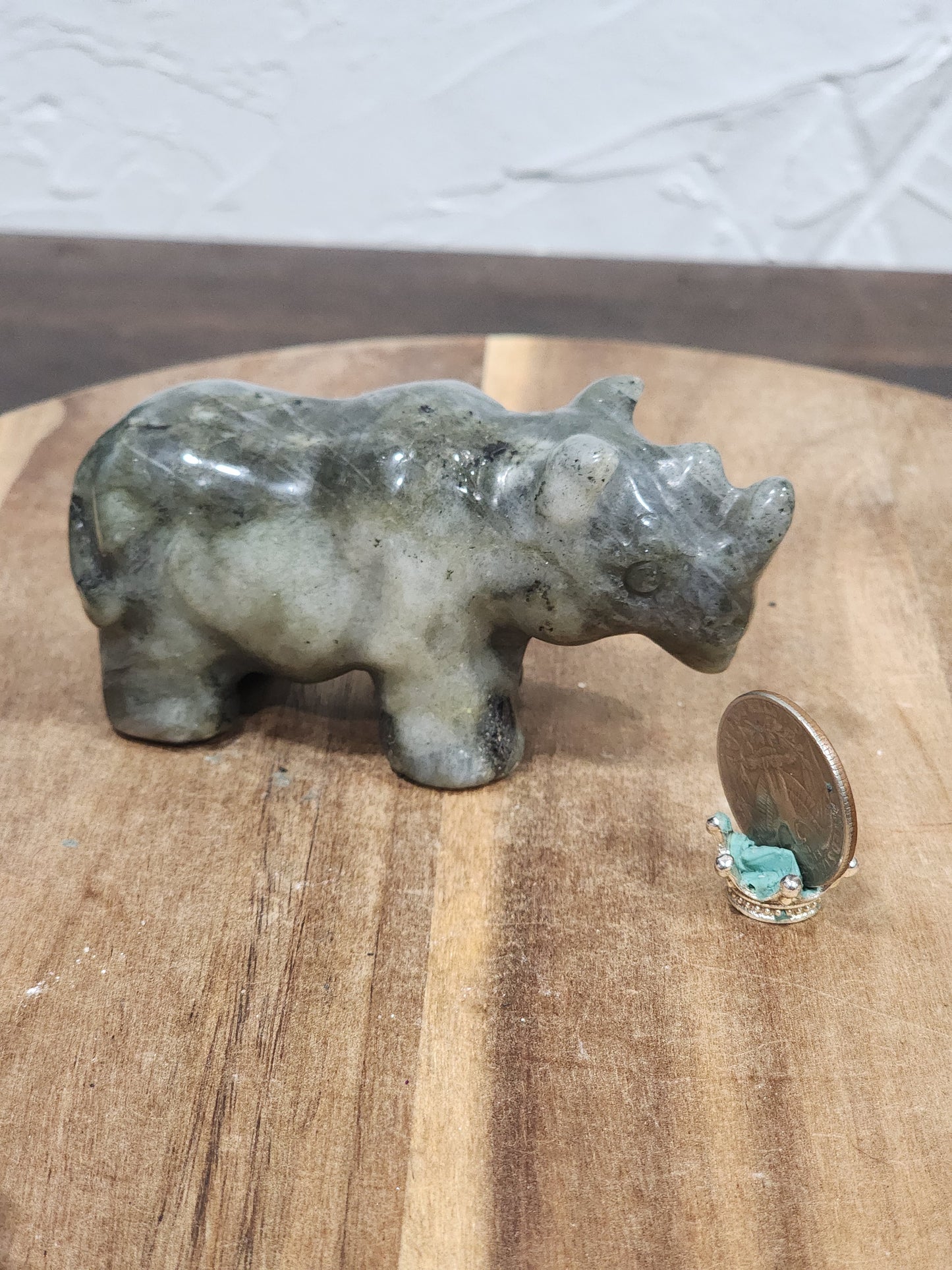 Labradorite rhino