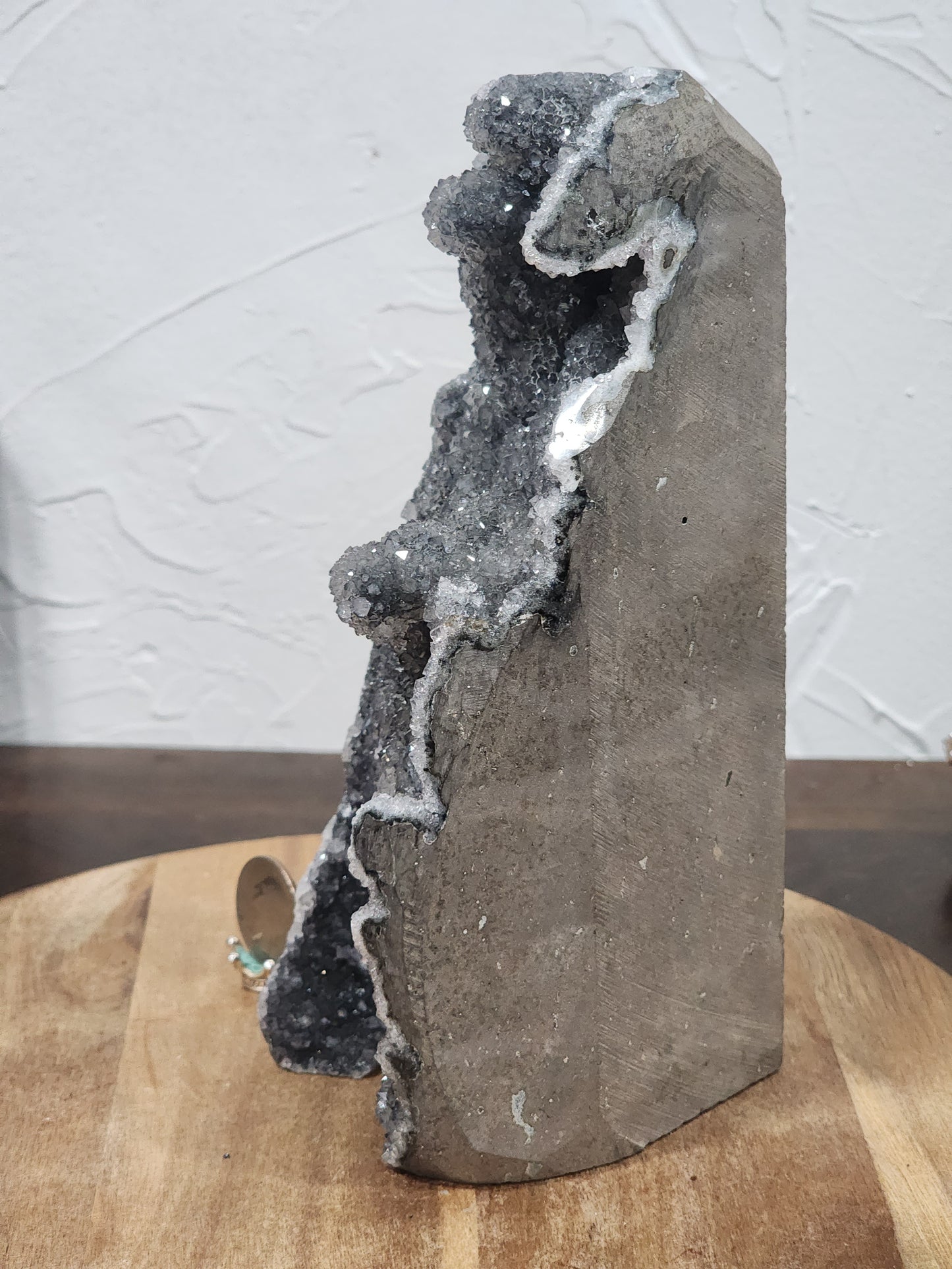Amethyst base cut