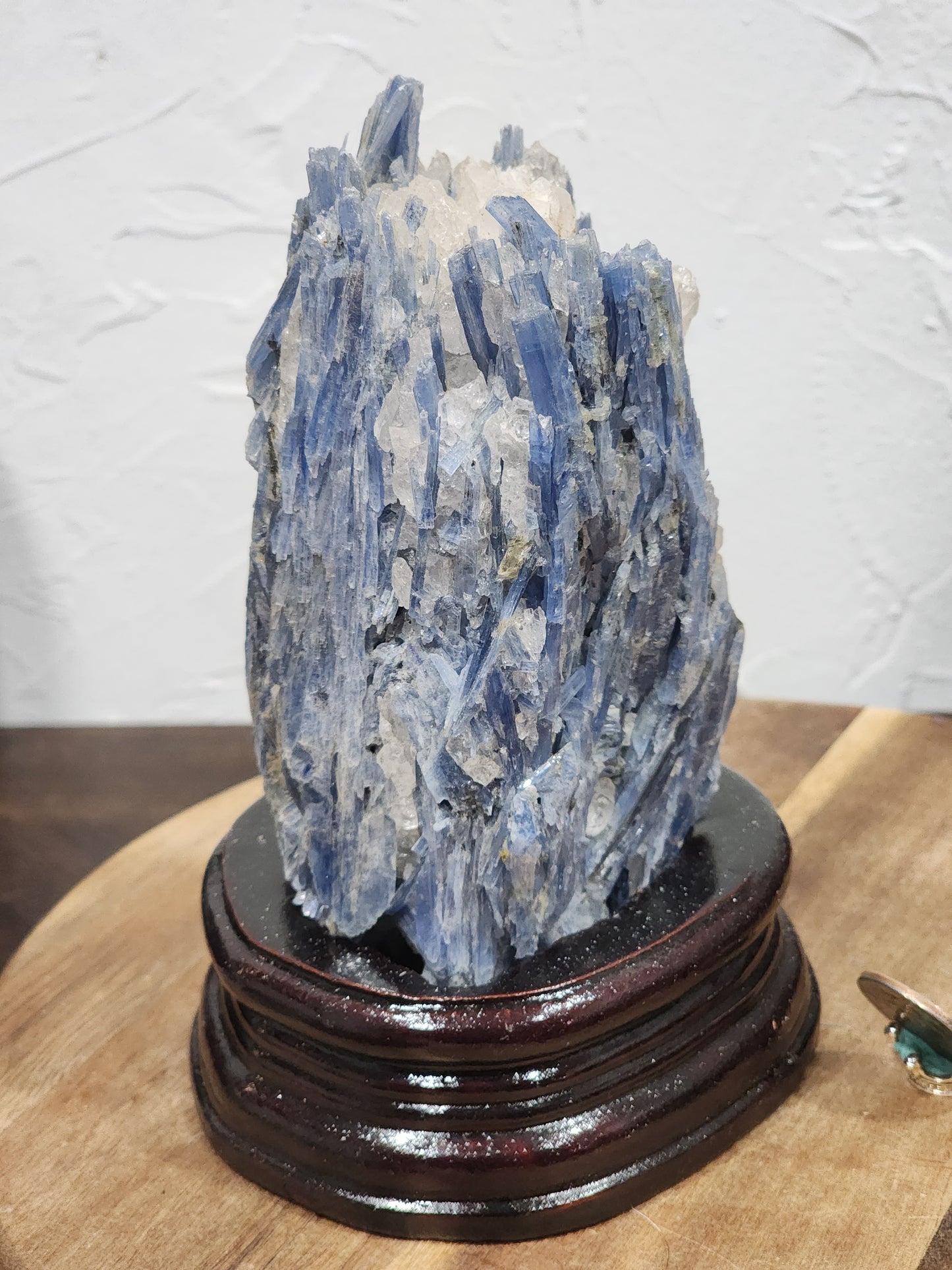 Kyanite with quartz statement piece