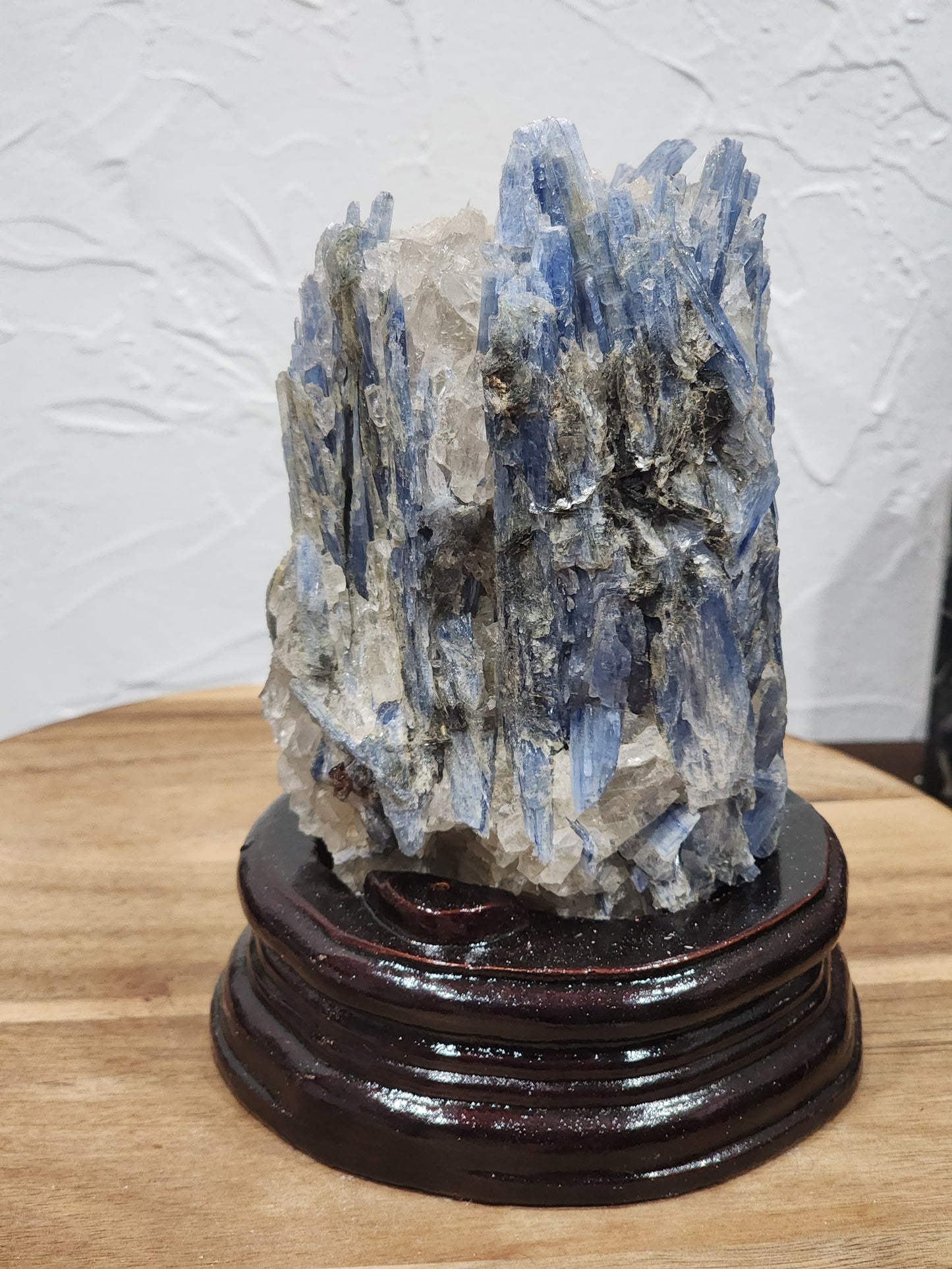 Kyanite with quartz statement piece