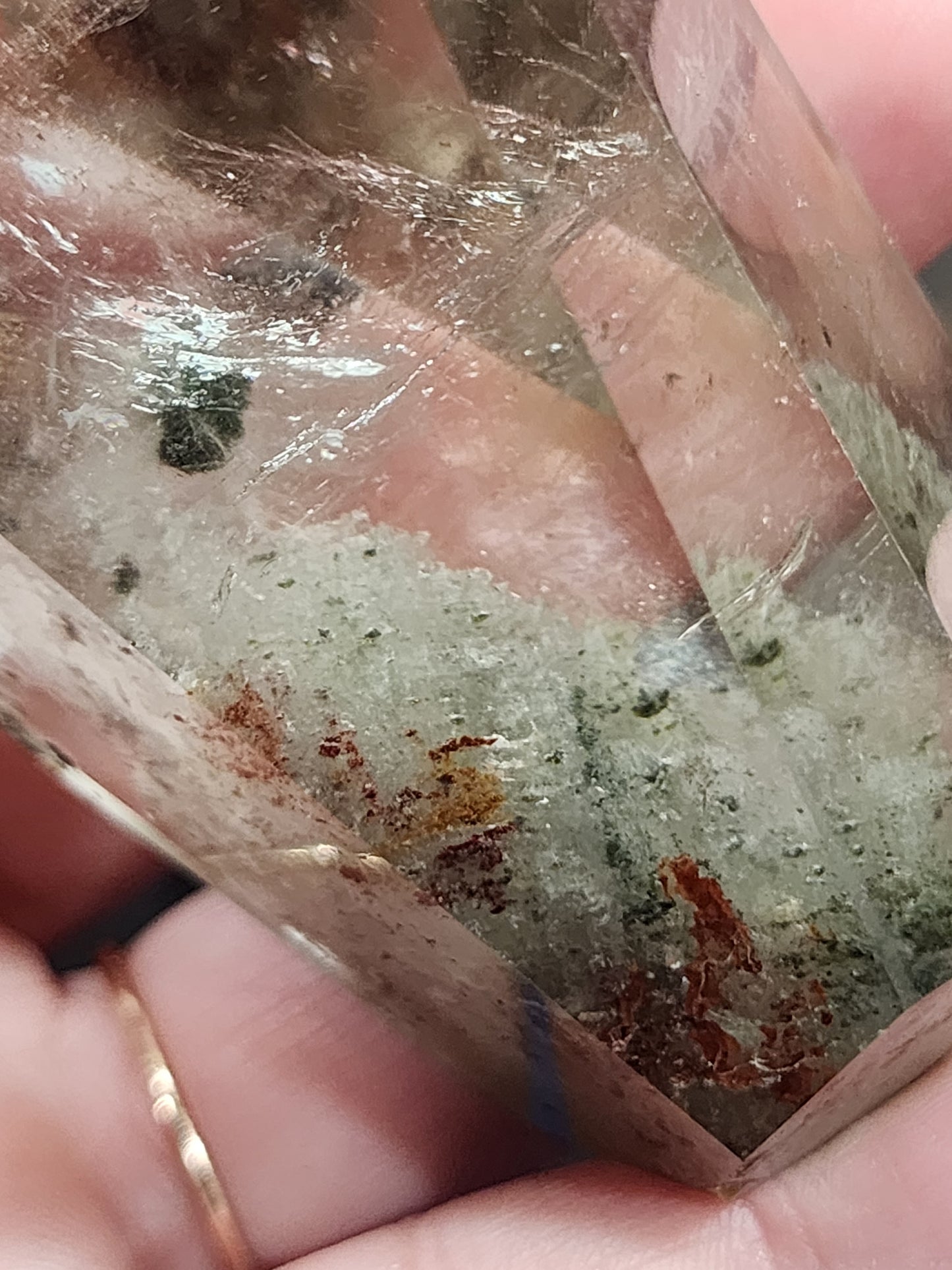 Garden quartz freeform