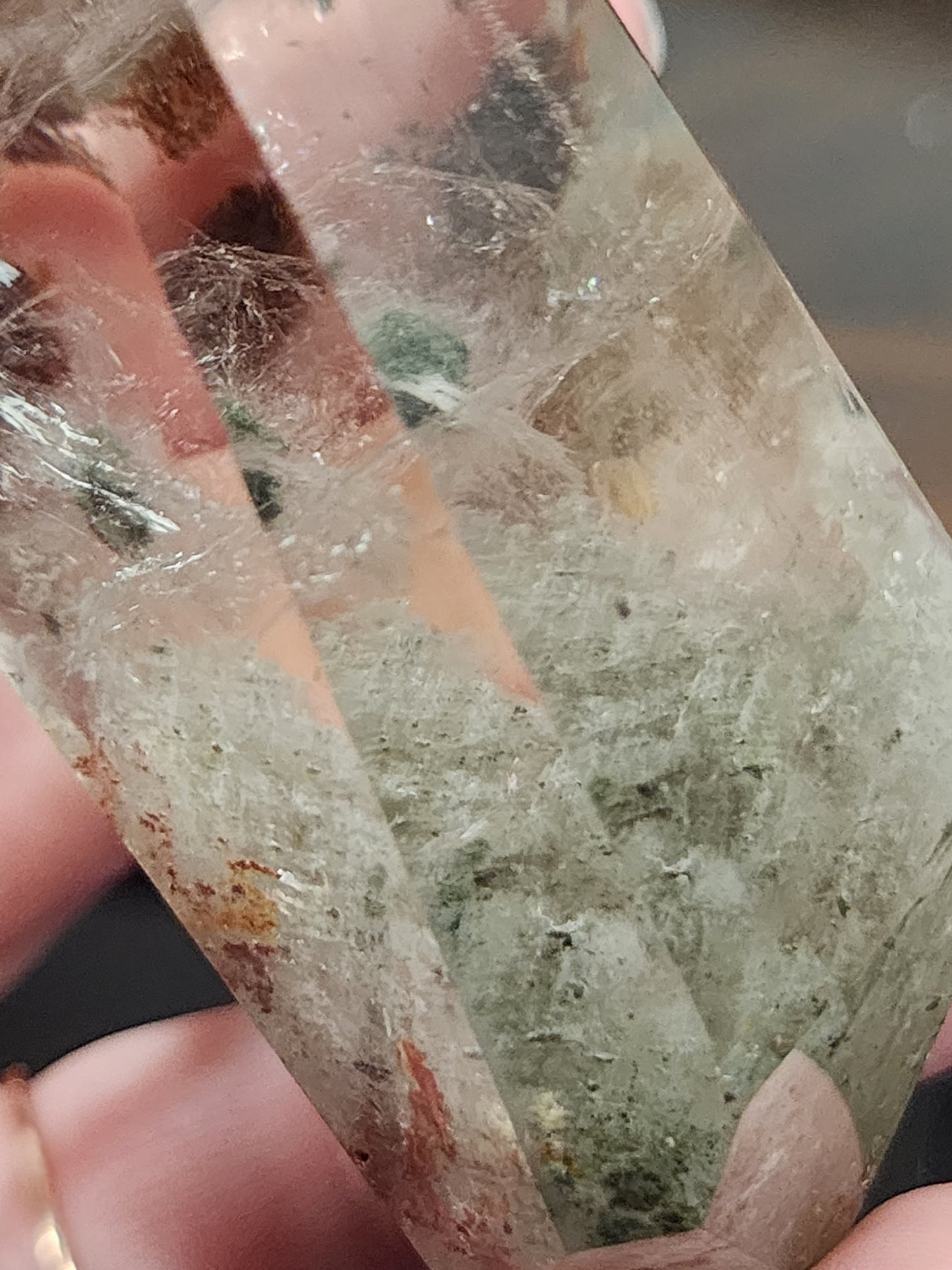 Garden quartz freeform