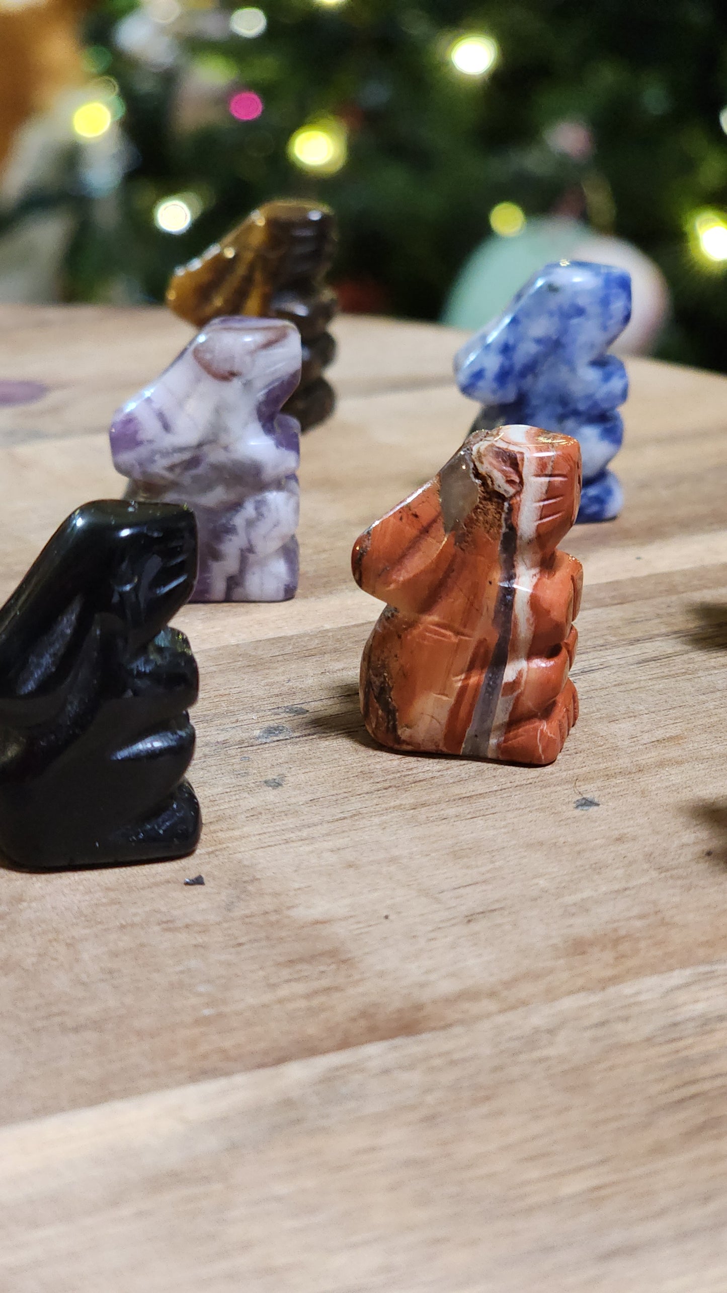 Mini rabbit carving