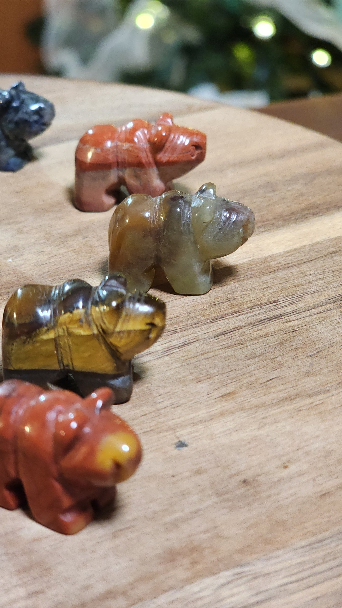 Mini bear carving