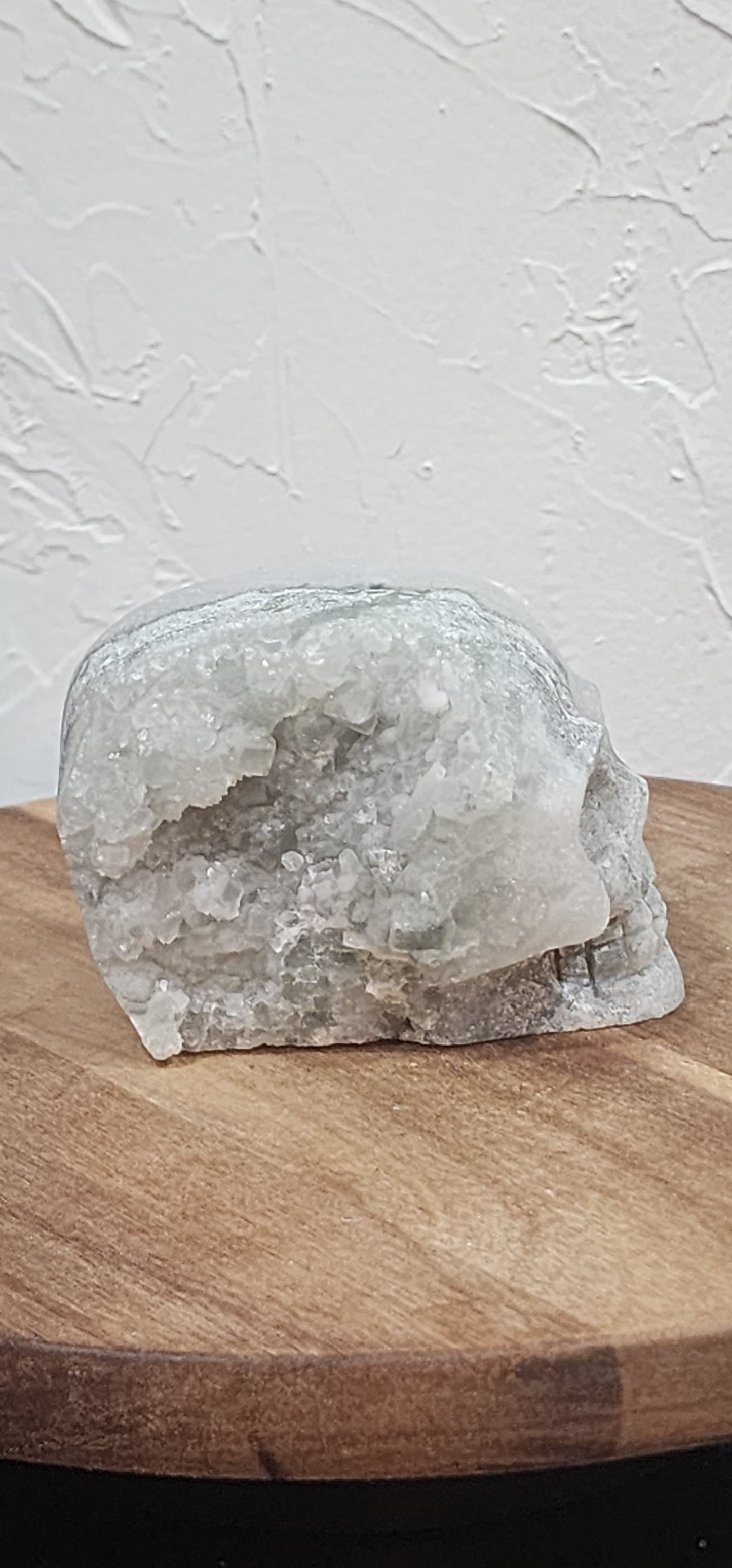 Flourite with quartz skull