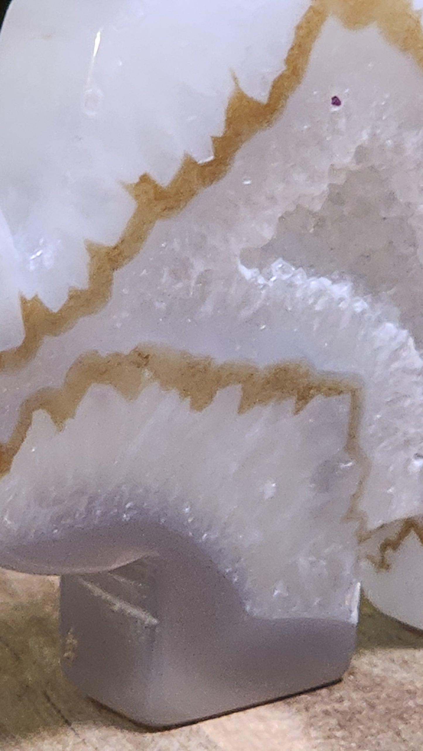 Agate elephant with druzy cave