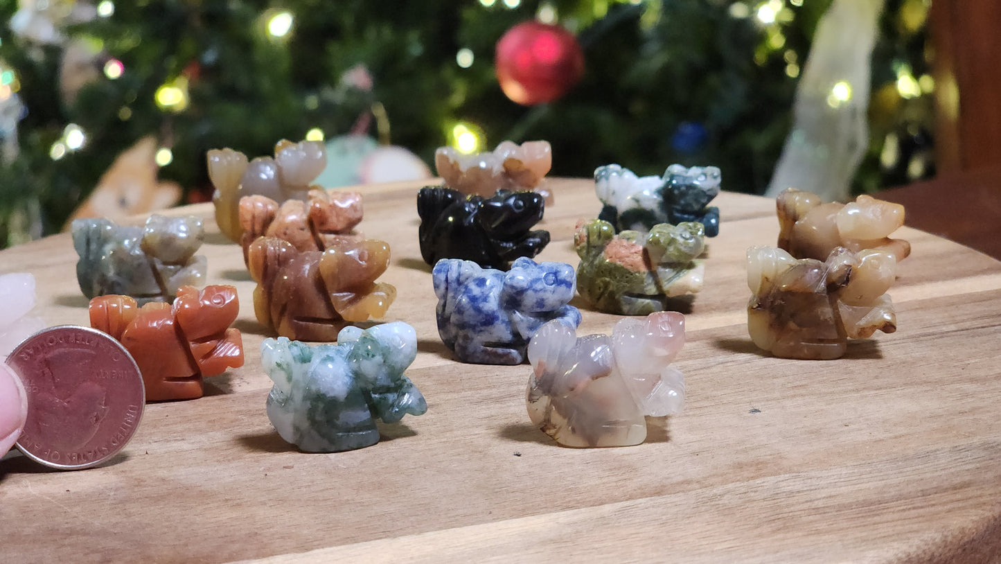 Mini squirrel carving