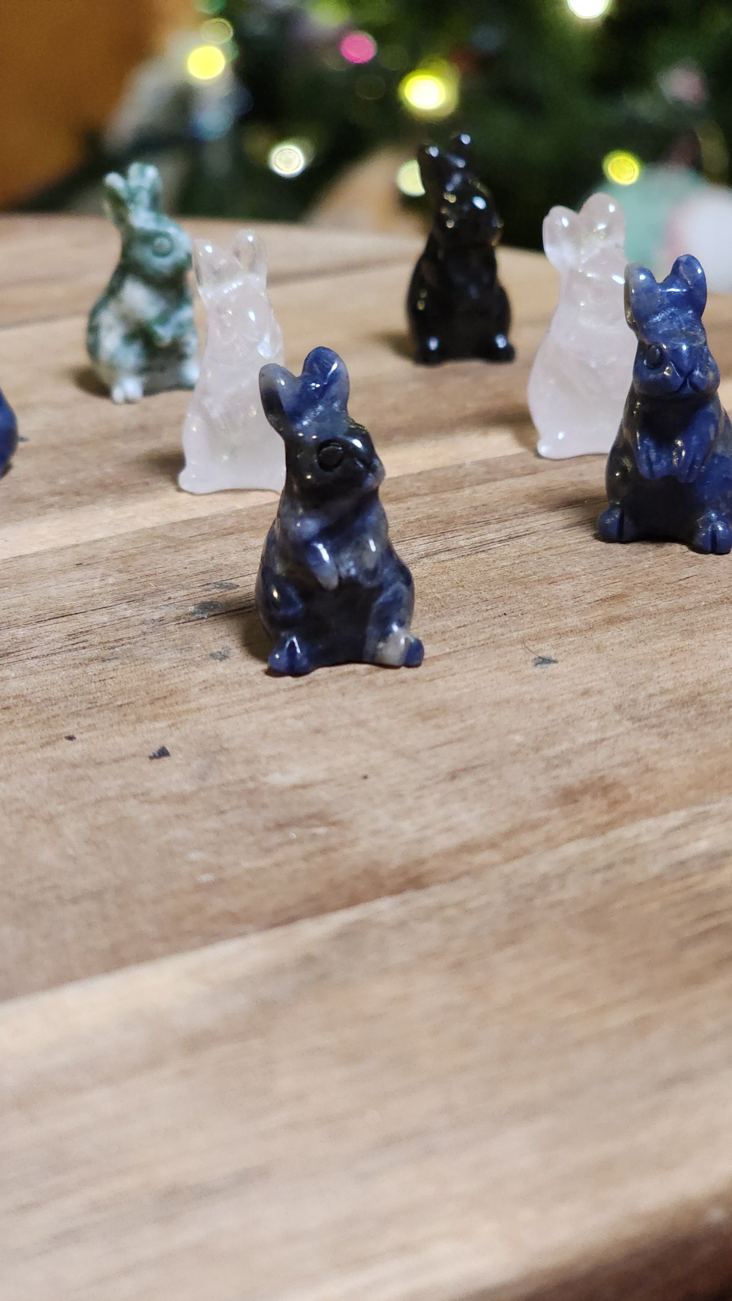 Mini rabbit carving