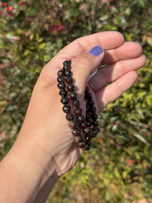 Faceted garnet bracelet