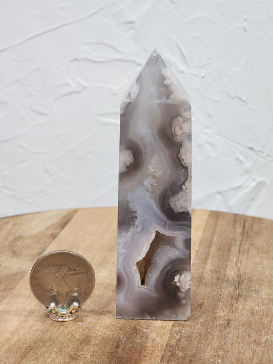 Black Flower agate tower