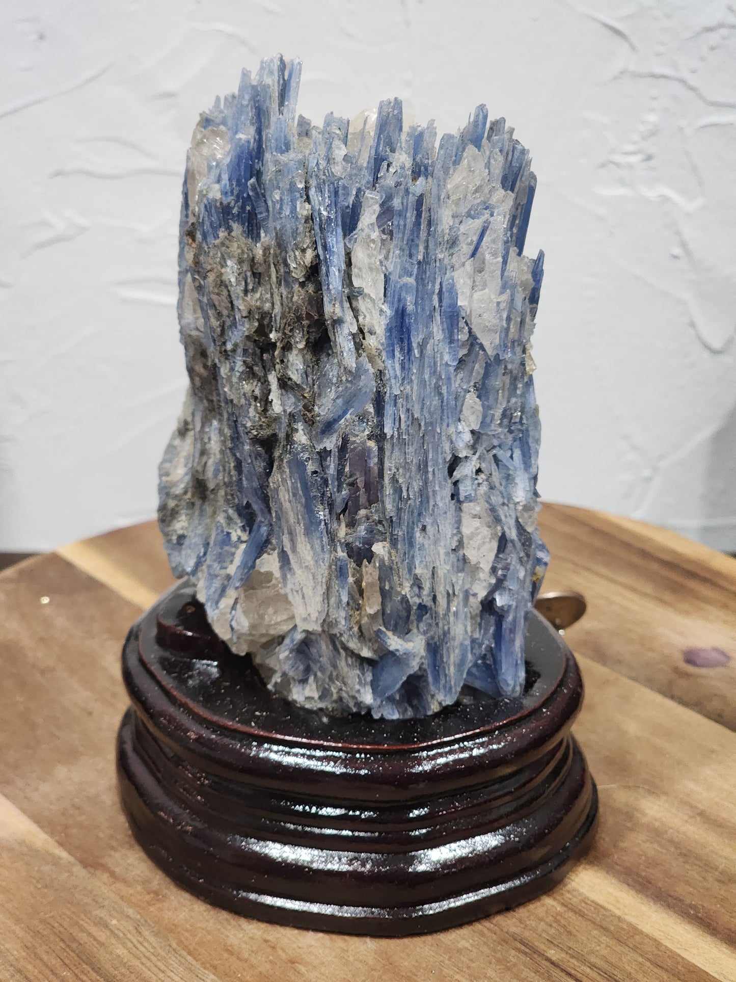 Kyanite with quartz statement piece