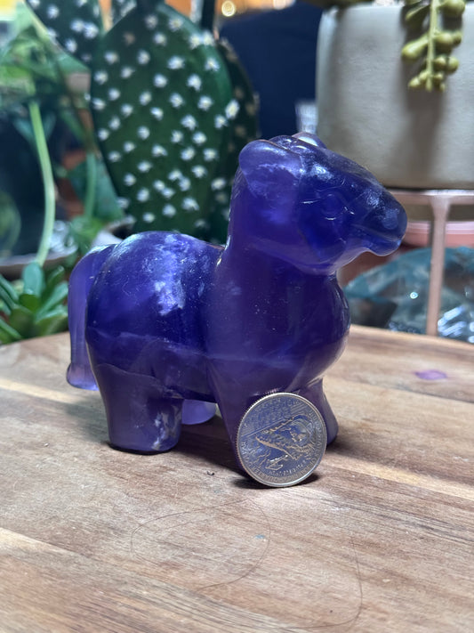 Fluorite horse with pink UV