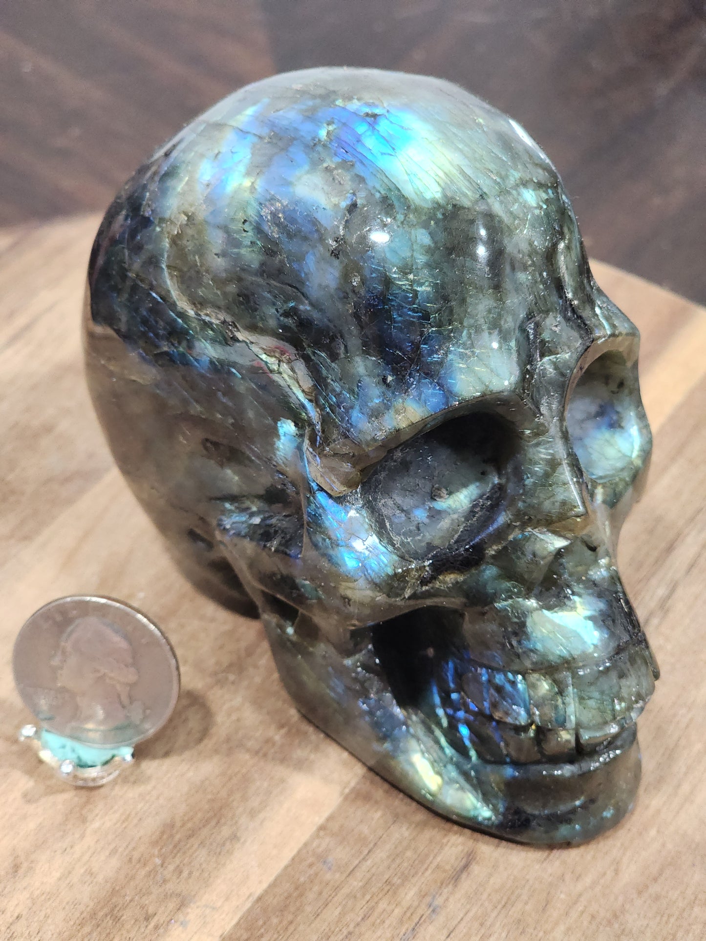 Labradorite skull